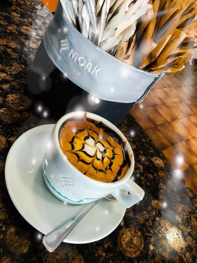 Hotel Tirreno Латина Екстериор снимка